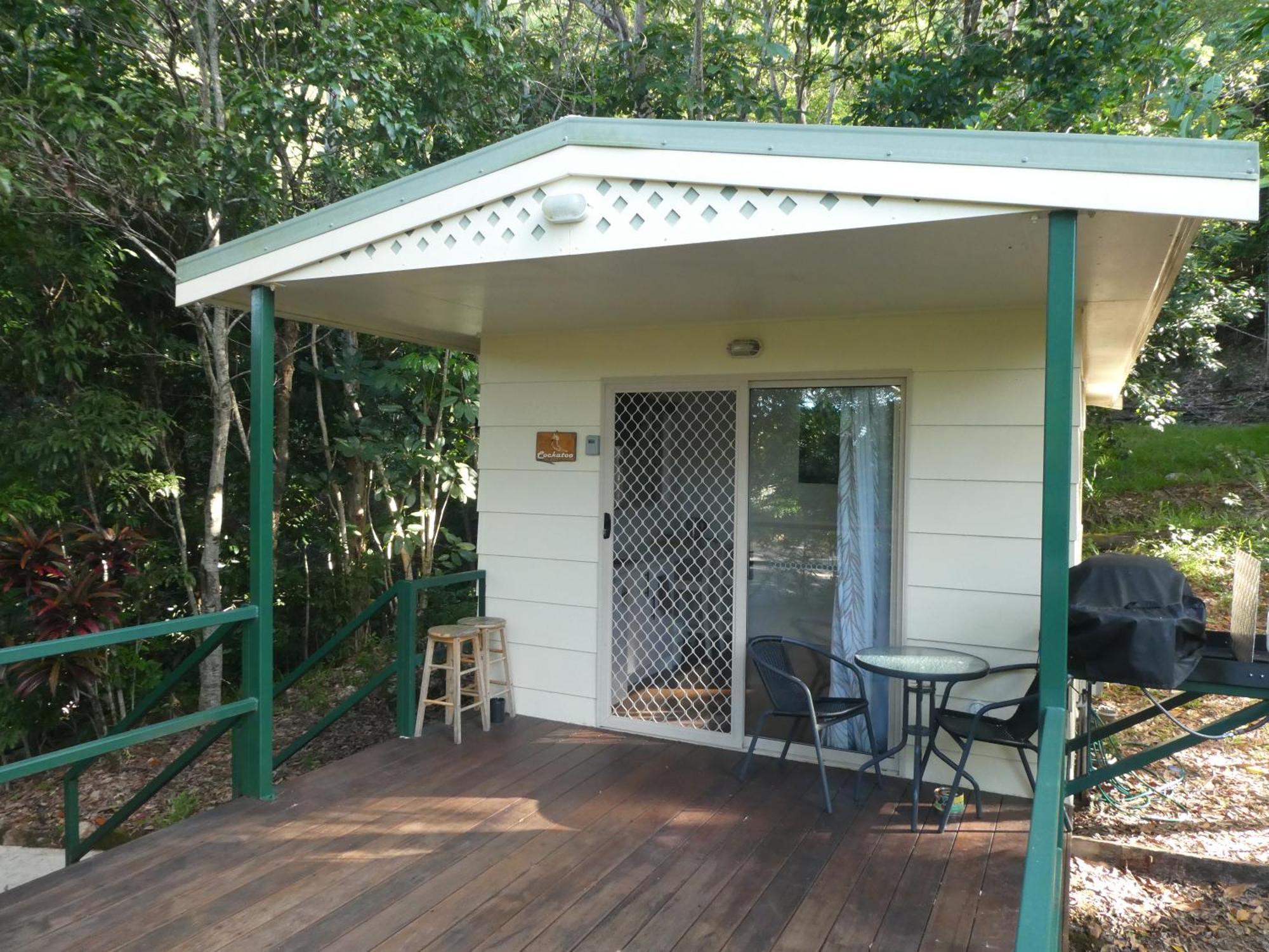 Vista Hinchinbrook Aparthotel Cardwell Exterior photo